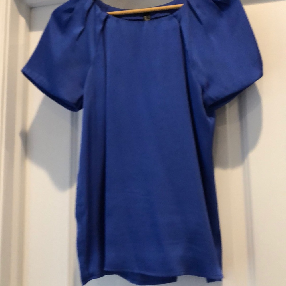 Blue soft flowy top